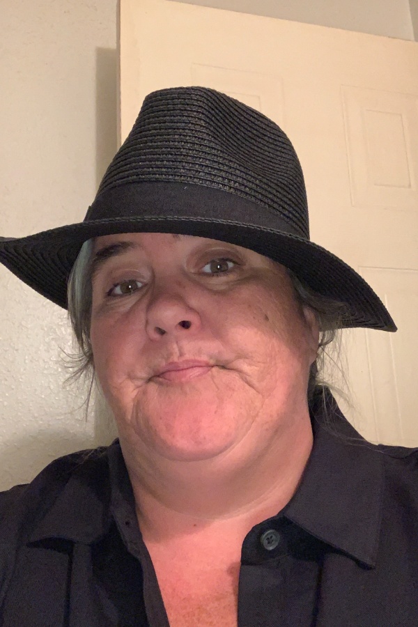 Cruise Brothers Travel Agent Barbara  Daniels